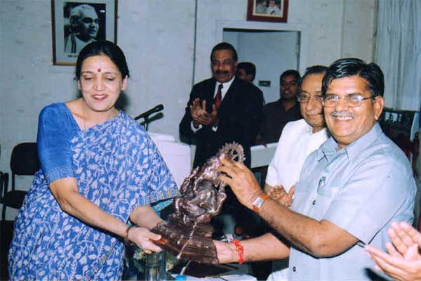 The then Home Minister of Raj Sh Gulab Kataria as Chief Guest in Speakwel Function